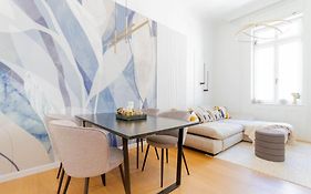 Harmonic Apartment In Bem Square